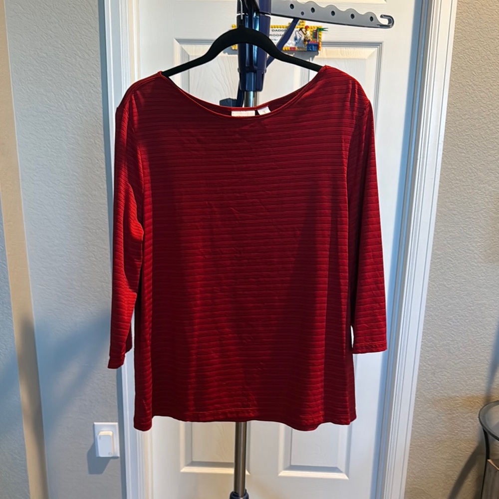 Chico’s quarter length sleeve Red Top. Size 3